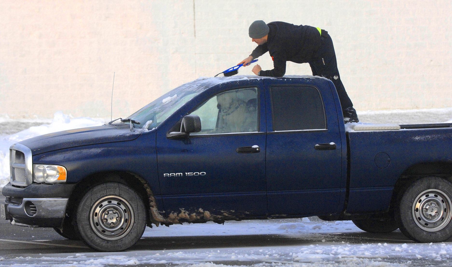 011519-blm-loc-2snowfall